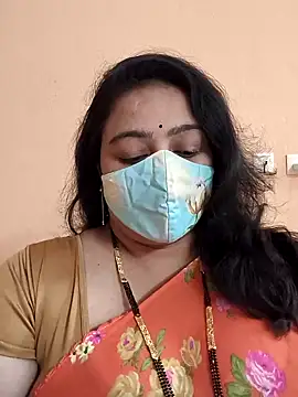 neelu-hoty online show from 02.05.25