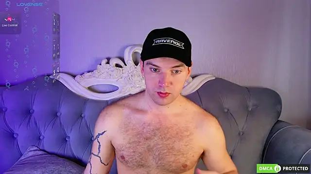 ArthurWhitee online show from 04.21.26