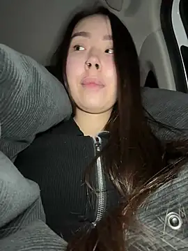 Asian Asami online show from 12.31.24