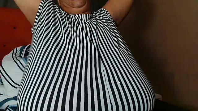 tinagiant online show from 03.10.26