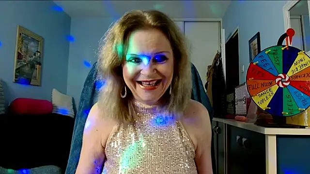 Snapshot of sexyjennyeu chatting on 11.21.25 sexyjennyeu online show from 11.21.25