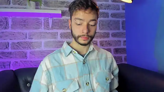 Snapshot of noah_ricci chatting on 02.21.26 noah ricci online show from 02.21.26