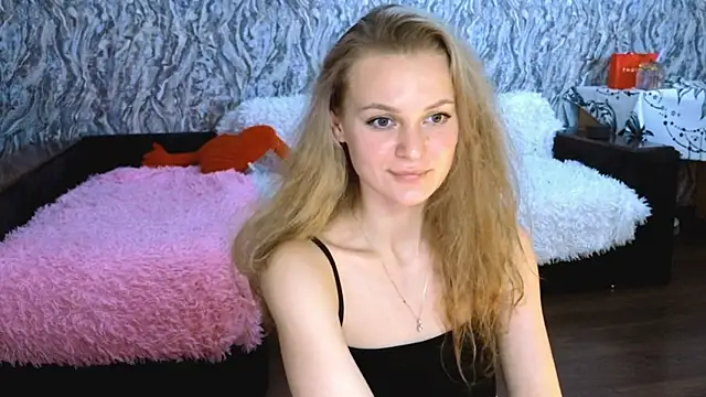 Elfanna online show from 10.13.25