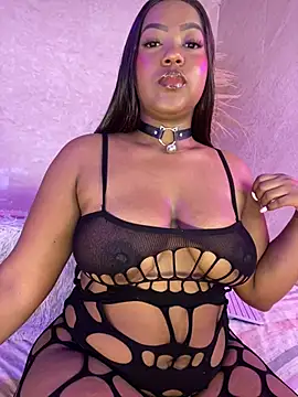 Snapshot of lennacooper chatting on 02.28.26 lennacooper online show from 02.28.26