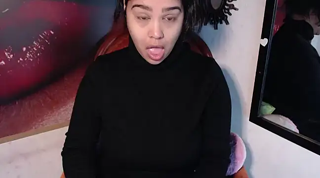 Snapshot of VenussTits97 chatting on 01.24.25 VenussTits97 online show from 01.24.25