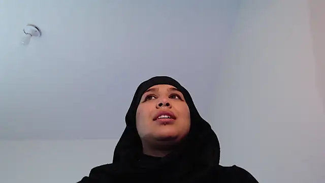 Snapshot of VenussTits97 chatting on 03.04.25 VenussTits97 online show from 03.04.25