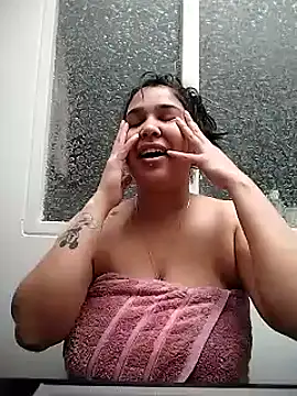 Snapshot of VenussTits97 chatting on 03.15.25 VenussTits97 online show from 03.15.25