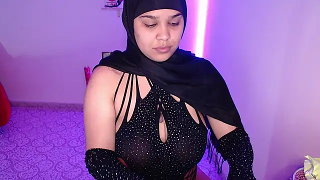 Snapshot of VenussTits97 chatting on 03.20.25 VenussTits97 online show from 03.20.25