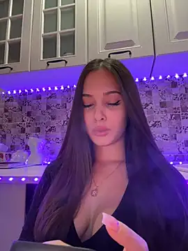 EricaWalls online show from 12.22.24