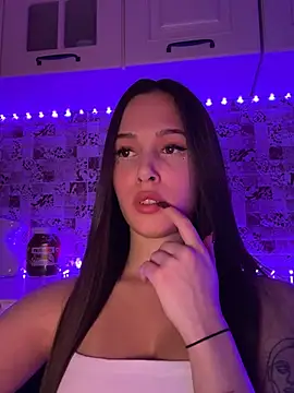 EricaWalls online show from 01.27.25