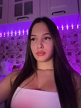 EricaWalls online show from 02.06.25