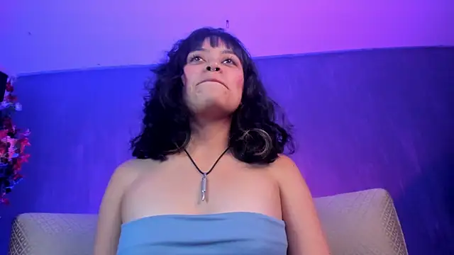 Snapshot of vanelope11 chatting on 02.20.25 vanelope11 online show from 02.20.25