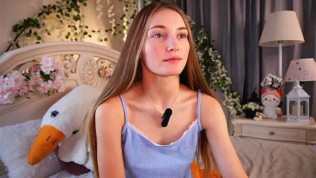 MonaEldon online show from 11.11.25