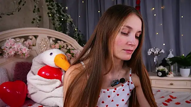 MonaEldon online show from 02.14.26