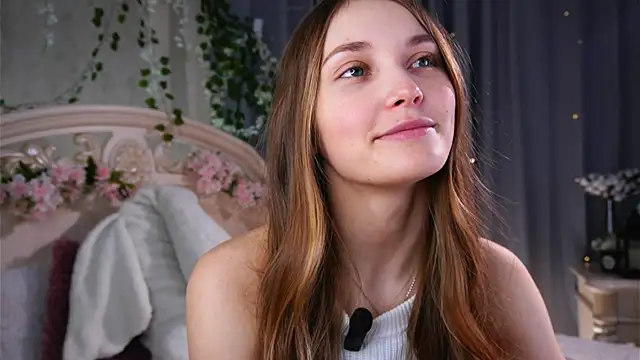 MonaEldon online show from 04.15.26