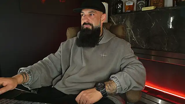 axxelrich  online show from 11.04.25