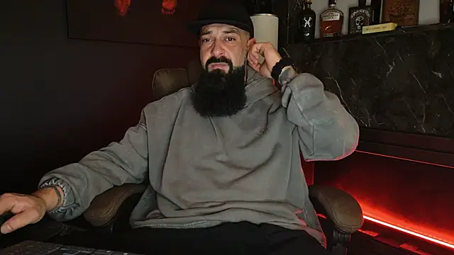 axxelrich  online show from 11.26.25