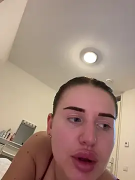 yourhornyslut online show from 02.19.26