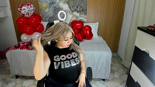 Danna topless online show from 03.03.25