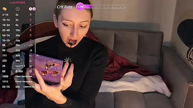 lovelylucyy online show from 02.06.25