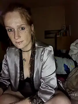 Snapshot of WendyX50 chatting on 11.16.25 WendyX50 online show from 11.16.25