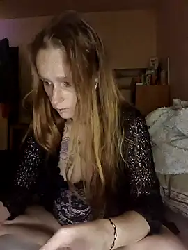 Snapshot of WendyX50 chatting on 11.22.25 WendyX50 online show from 11.22.25