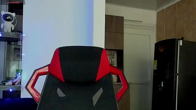 Charlotte greys online show from 12.26.24