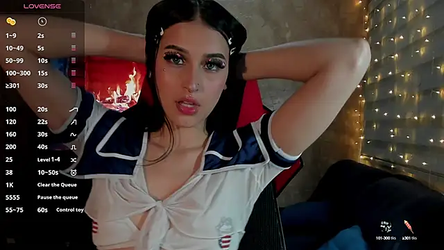 Charlotte greys online show from 03.07.25