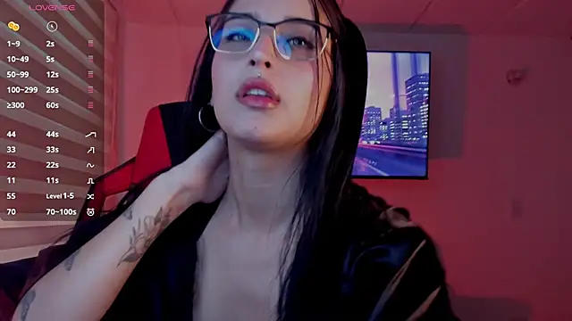 Charlotte greys online show from 10.08.25