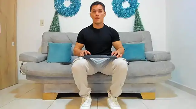 julian wallace online show from 01.04.25