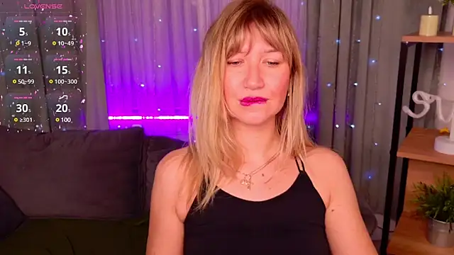 MilaBott online show from 03.18.25