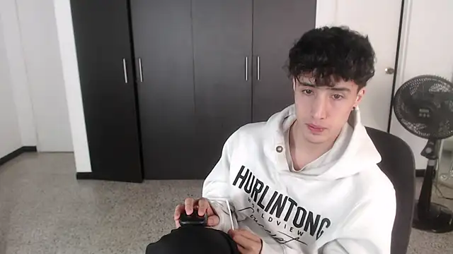 gojo satoru 18 online show from 02.28.25