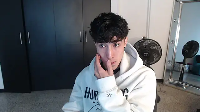 gojo satoru 18 online show from 03.03.25