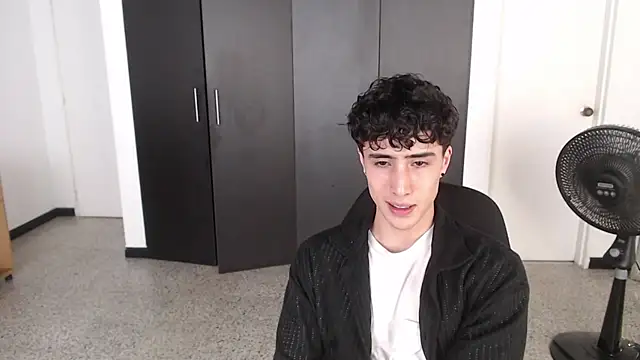 gojo satoru 18 online show from 03.06.25