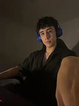 gojo satoru 18 online show from 11.18.25