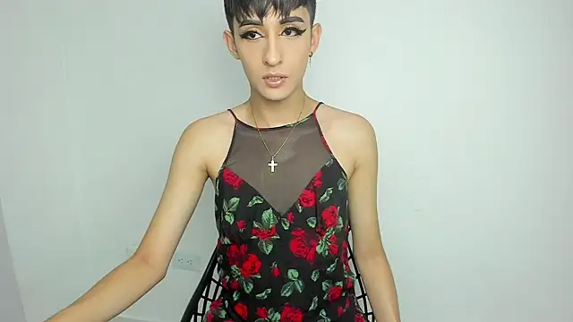 Snapshot of HotStar_yes chatting on 12.27.24 HotStar yes online show from 12.27.24