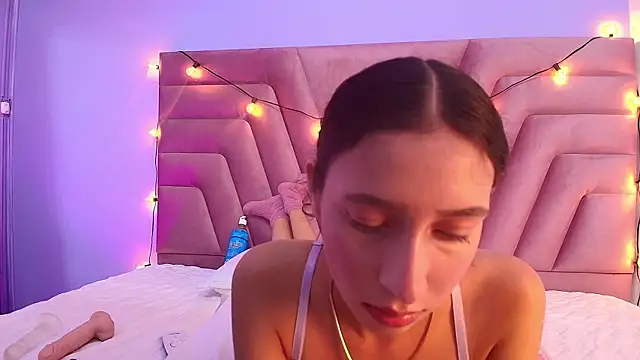 Beautifulskinny18 online show from 02.08.25