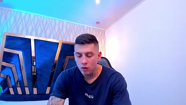 Yeiko Romero  online show from 03.14.25