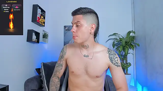 Yeiko Romero  online show from 09.18.25