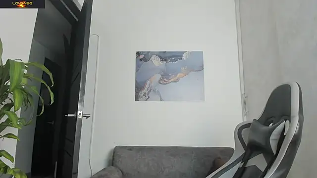 Yeiko Romero  online show from 09.26.25