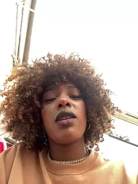 TIFFANYYSTAR online show from 02.26.25