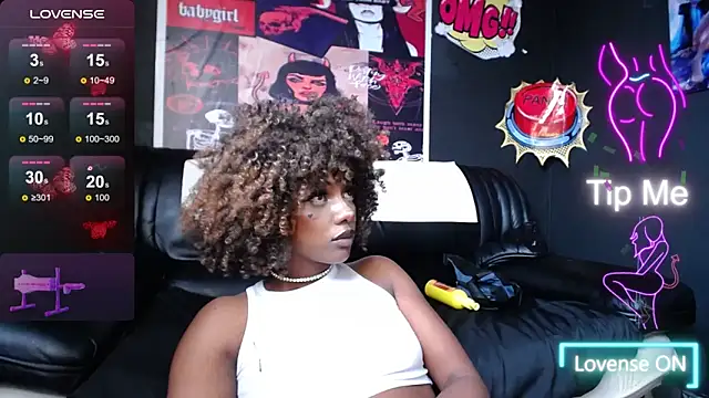 TIFFANYYSTAR online show from 03.01.25