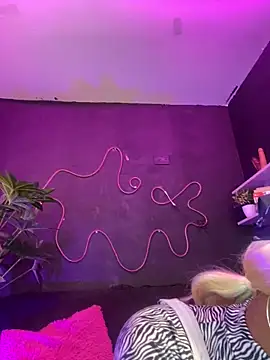 TIFFANYYSTAR online show from 09.29.25