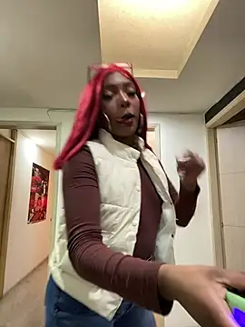 TIFFANYYSTAR online show from 01.10.26