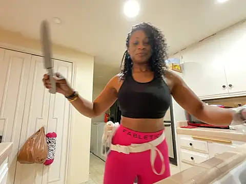 wynterheat online show from 02.21.25