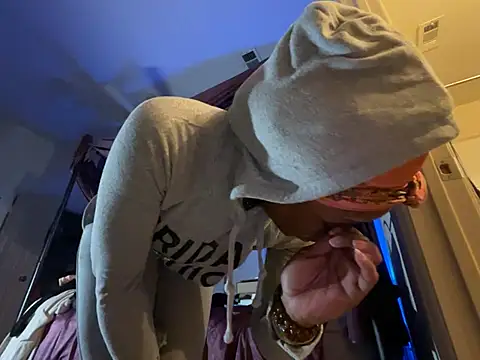 wynterheat online show from 03.18.25