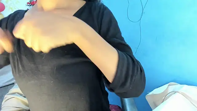 aarjulove online show from 02.05.26