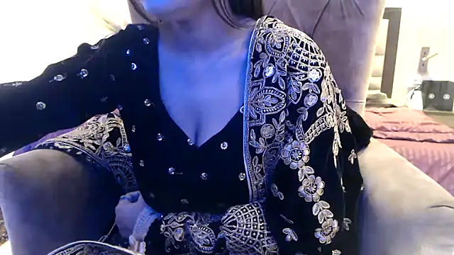 chhui mui online show from 02.22.25