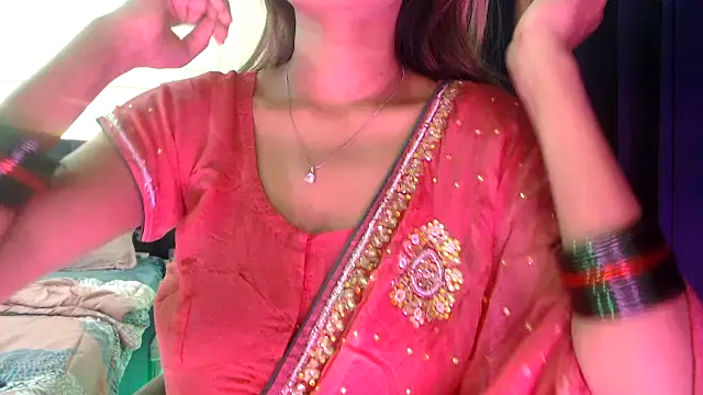 chhui mui online show from 10.26.25