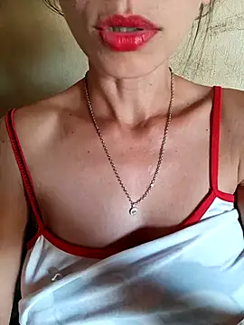 Snapshot of Nandasant09 chatting on 09.17.25 Nandasant09 online show from 09.17.25